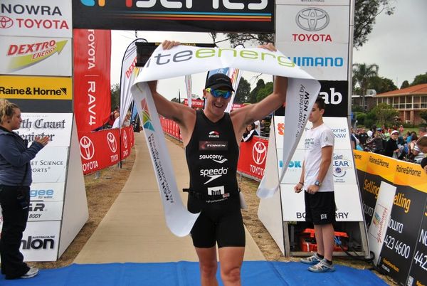 Michael Fox wins Nowra Olympic Distance Triathlon