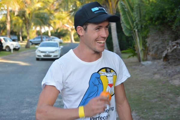 Tim Reed and Gina Crawford win Ironman 70.3 Yeppoon 2013