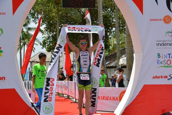 James Hodge won MetaMan Bintan half and reports in on the race