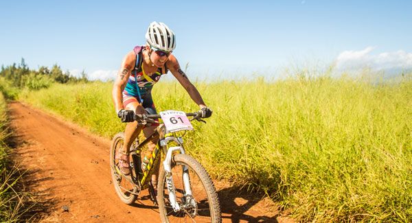 Flora Duffy Defends her Xterra World Championship